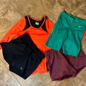 4 piece Nike athletic bundle